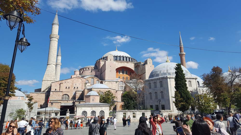 Outside view of the Hagia Sophia