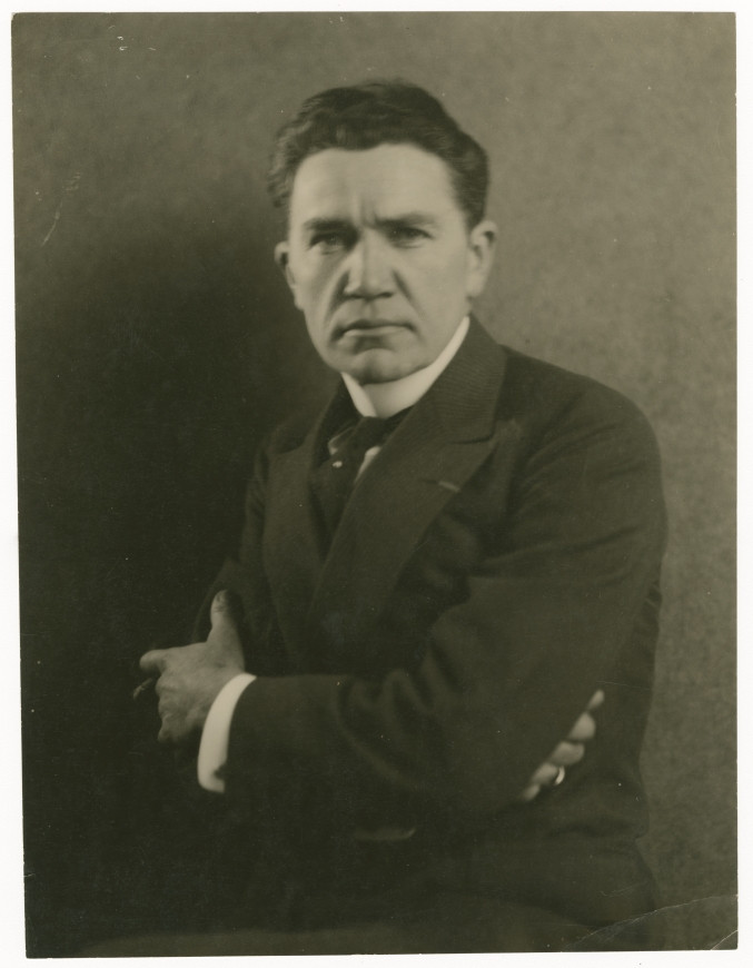 Portrait Robert Aitken, the sculpture who carved the four Guardian Spirits atop the Liberty Memorial Tower. 